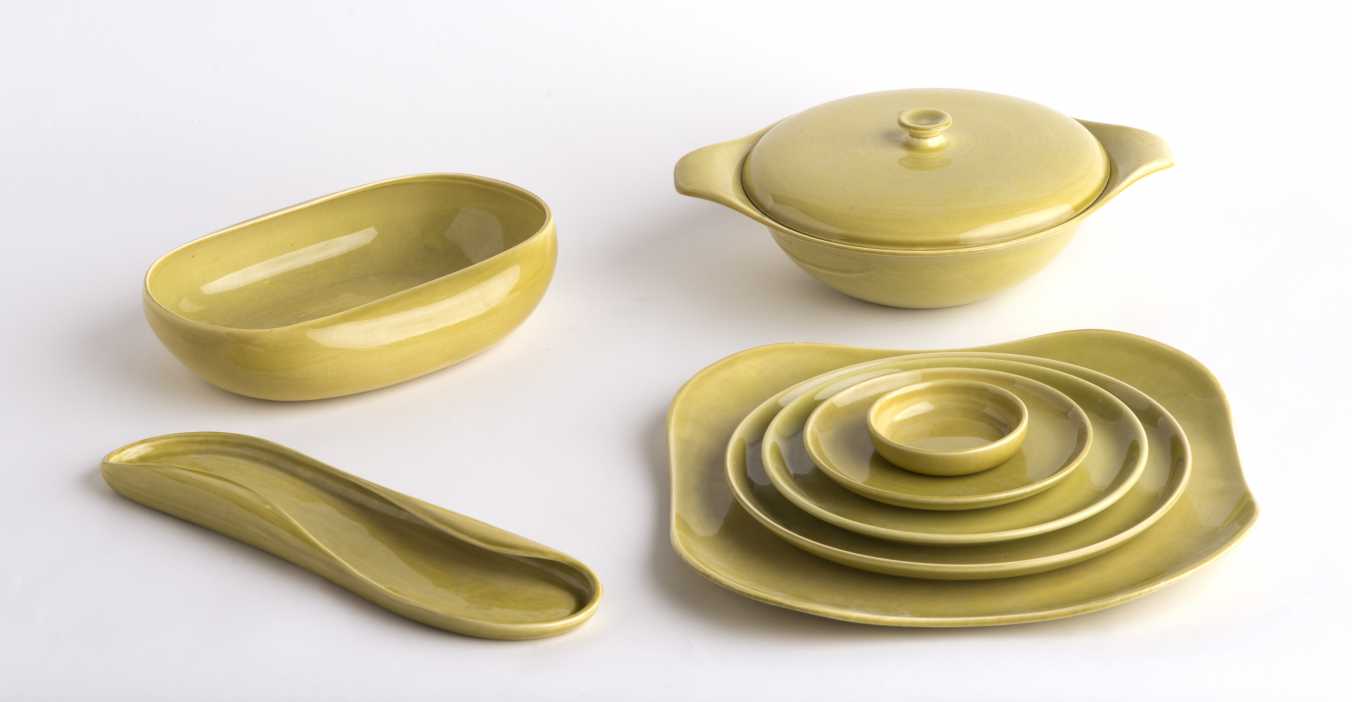 russel-wright-chartreuse-american-modern-dinner-set