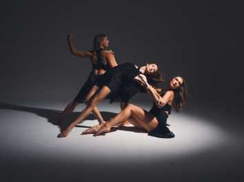 Thumbnail image for The Female Aesthetic: An Evening of Dance with Nickerson-Rossi.