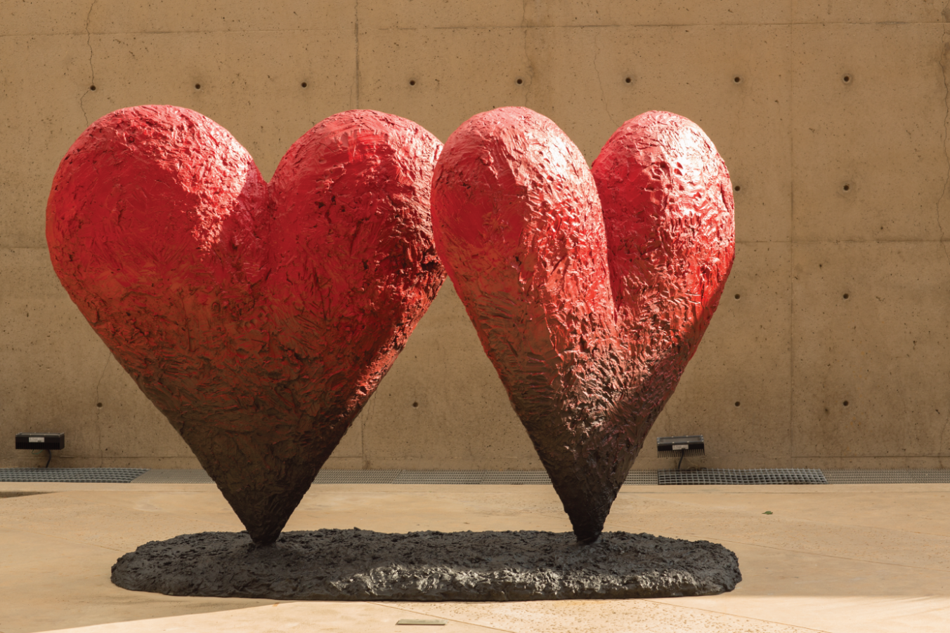 jim dine, twin 6' hearts